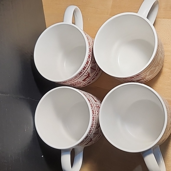 HOLLY & JOY Reindeer Sweater-Design Stacking White& Red Mugs +Black Metal Stand - Picture 4 of 9